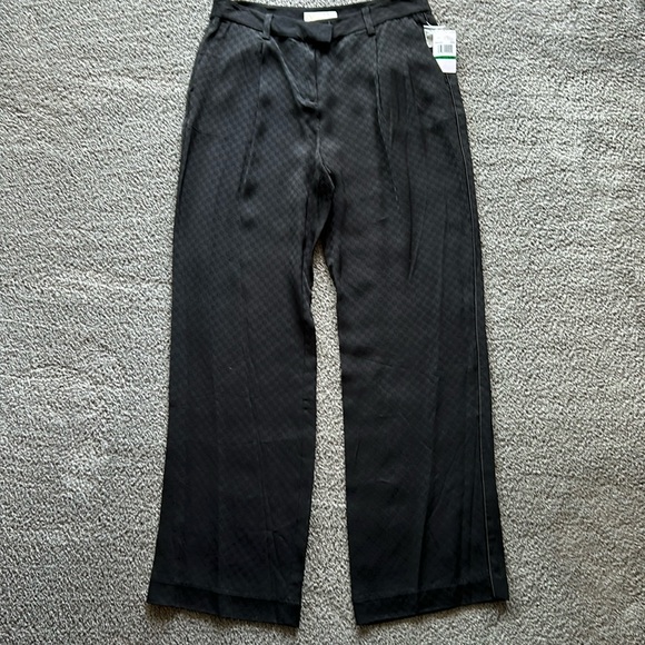 Ladies Michael Kors dress pants. Size L/XL - Picture 1 of 4